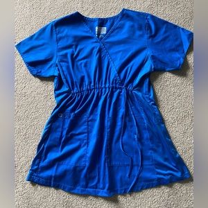 Wonder work maternity scrub set